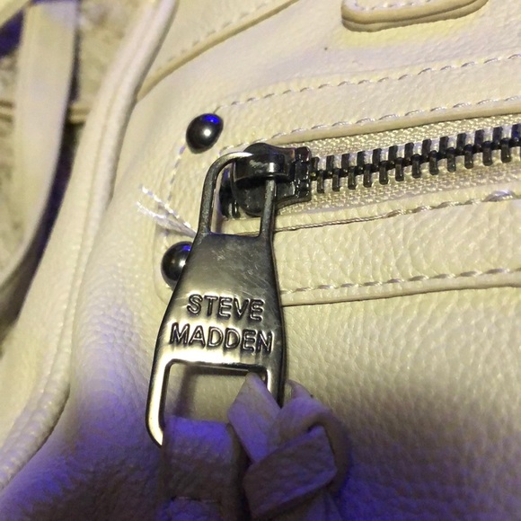 Steve Madden faux leather light grayish color bag - Picture 7 of 11